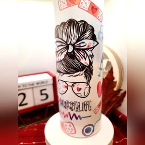 NURSE LIFE with BUN HAIR tumbler cup, Stainless steel 20 oz w/lid. NWT
